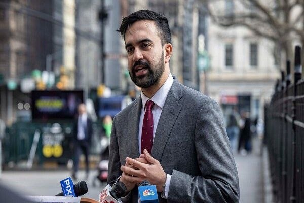 خبرتازه افغانستان: ✅شهردار نیویورک ولادت پیامبر گرامی اسلام را به مسلمانان تبریک گفتزهران ممدانی، شهردار نیویورک، امروز (چهارشنبه، ۴ سنبله)