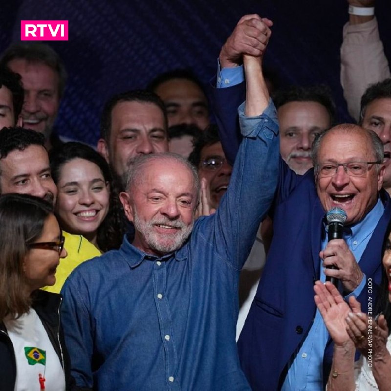 לולה זוכה לכהונה רביעית, בולסונארו מתכוון לערער על התוצאה. פייננשל טיימס.