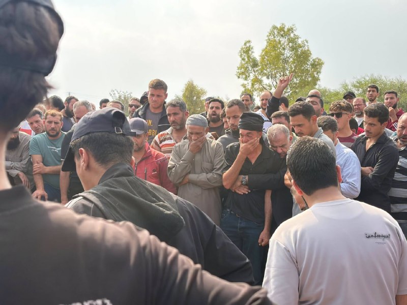 מהלווית קורבנות התקיפות האוויריות הירדניות בעיירה אל-טף באזור הכפרי דרעא, בהשתתפות עממית רחבה.