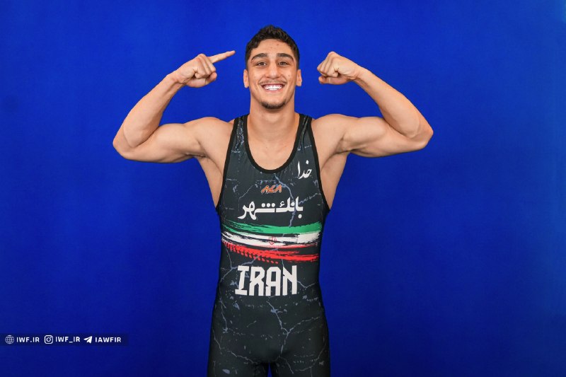 اخبار کشتی (iwf.ir): رقابت های کشتی فرنگی جوانان قهرمانی جهان _ اسلواکیدر وزن ۸۲ کیلوگرم، علیرضا محمدحسینی در دور اول هروای از اسلواکی را با
