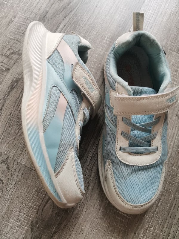 Размер 35. По стельке 22,7 см. 10лари — фото 1