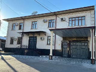 Продаётся свой дом на шести сотках,