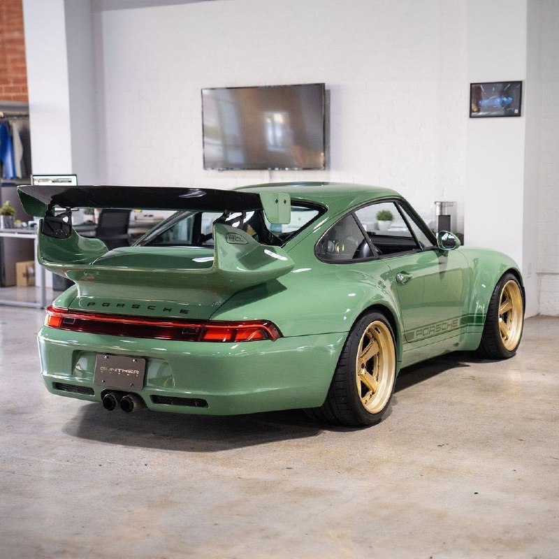 Porsche 993 EVO-21 “Greenwich” 4