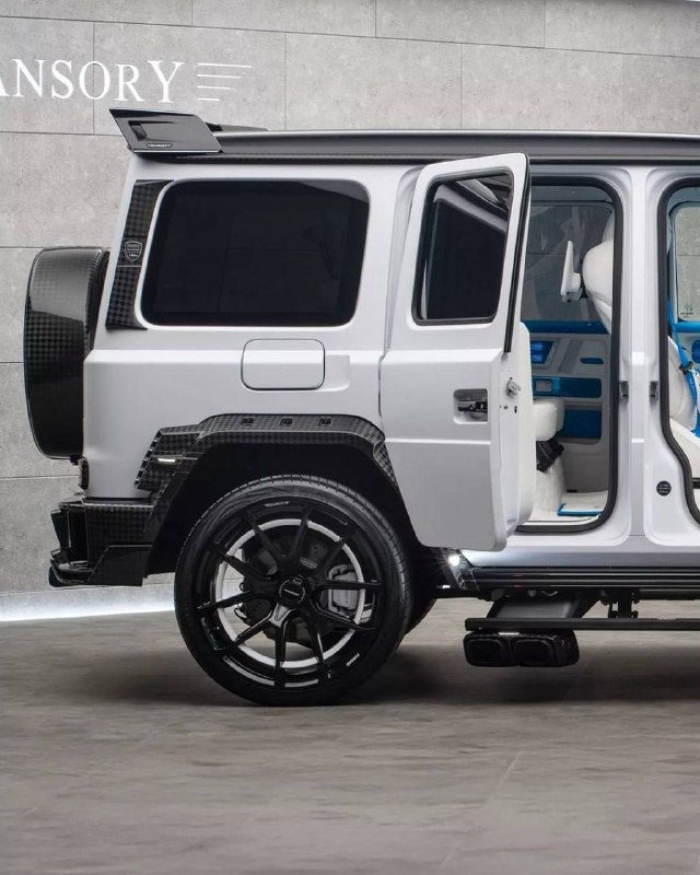 В Mansory показали Гелик с дверями, как у Rolls-Royce — и под капотом у него теперь аж 820 сил. 5