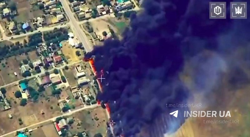 Російські бензовози, які везли пальне в окупований Крим👀