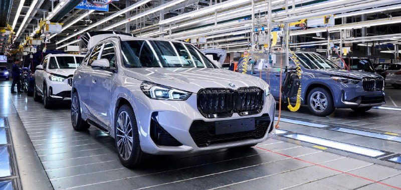 Прибыль BMW упала на 61%