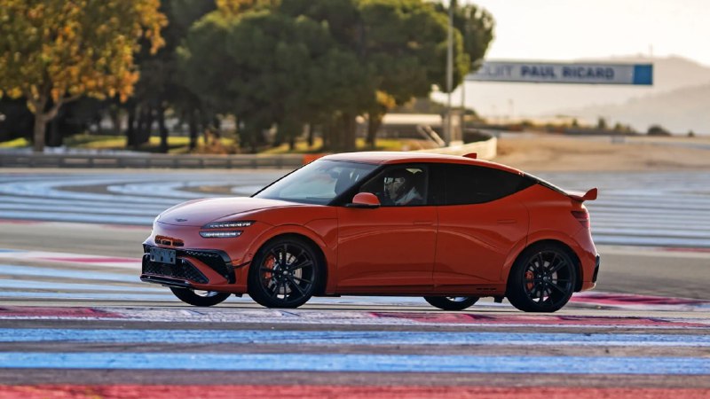 Genesis представила кроссовер с режимом дрифта — G...