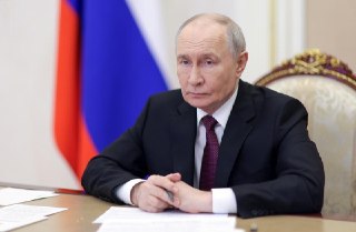 Путин подписал закон о штрафах для владельцев российских сайтов за авторизацию через иностранные сервисы и почтыЗакон запрещает регистрацию на российских сайтах с помощью, к примеру, Google или Apple ID. За нарушение владельцам сайтов придется заплатить ад