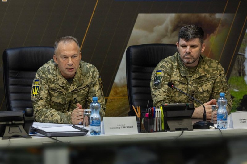 General Oleksandr Syrskyi has officially transferred the duties of Commander-in-Chief of Ukraine’s Armed Forces to Mykhailo Drapatyi.