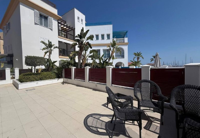 2-bed apartment with large terrace in Limassol Marina photo 8