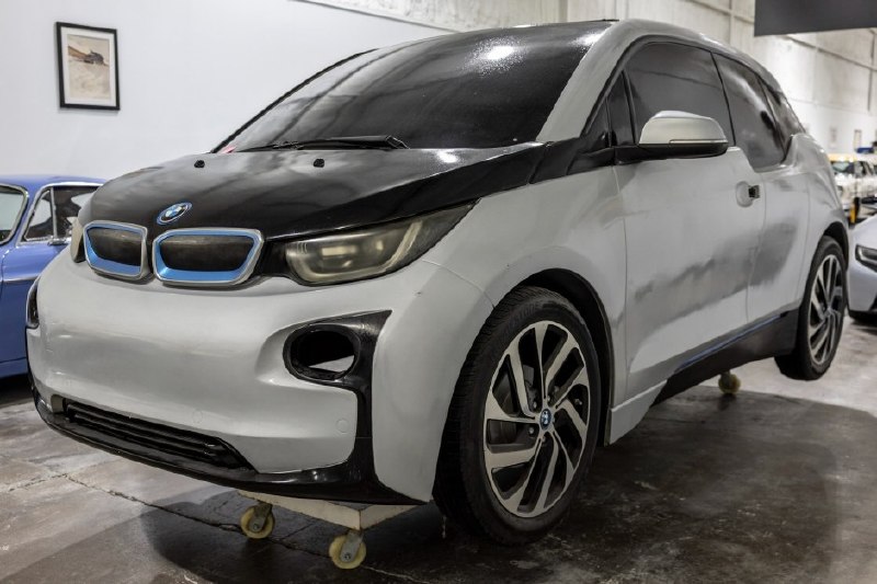 Сегодня мы хотим поделиться интересной новостью с вами! 🏎BMW i3 в масштабе 1:1