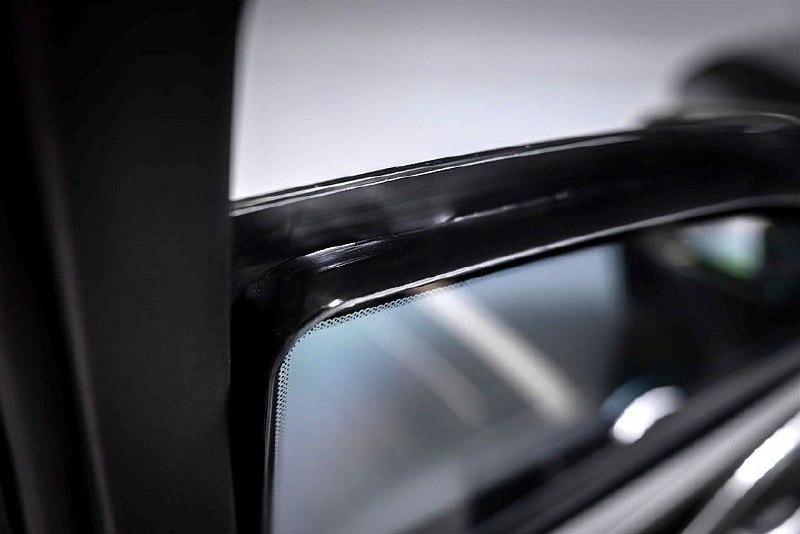 Из Cadillac Escalade сделали бронированный Rezvani Arsenal 3