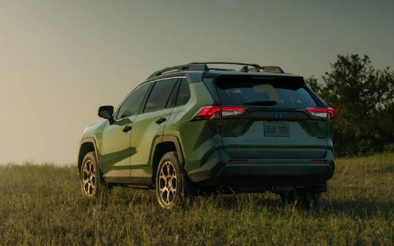 Toyota провела небольшое обновление кроссовера RAV4 для рынка США 2