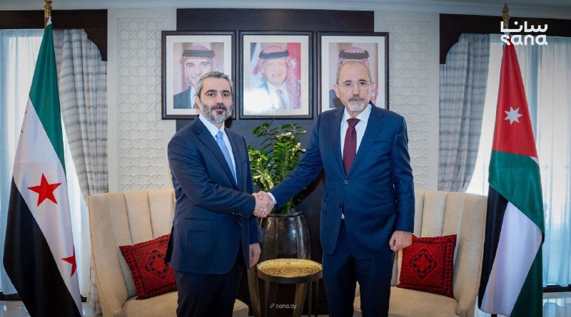 The Minister of Foreign Affairs and Expatriates, Asad Hassan Al-Shaibani, met with the Deputy Prime Minister of Jordan and the Minister of Foreign Affairs and Expatriates, Ayman Al-Safadi, in the city of Aqaba.