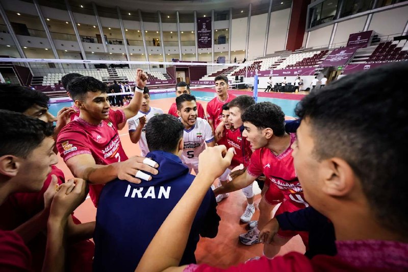 🏐 جهان والیبال 🏐: 🌐 مرحله 1/4 نهایی قهرمانی زیر 17 سال جهان 2026 | خطری که از بیخ گوش شاگردان صادقیانی گذشت/ کشور همسایه خطرناک ظاهر شد و 