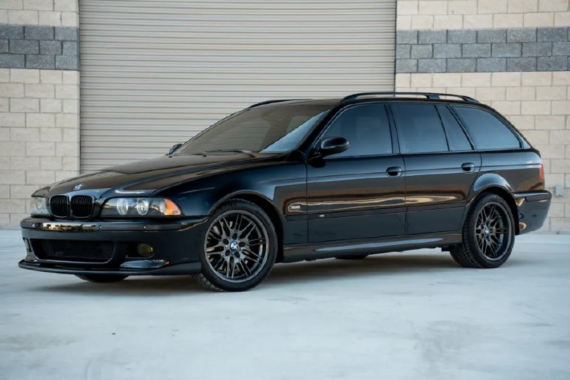Когда баварский универсал встречает M-дух: 2002 BMW 540i Sport Wagon с сердцем M