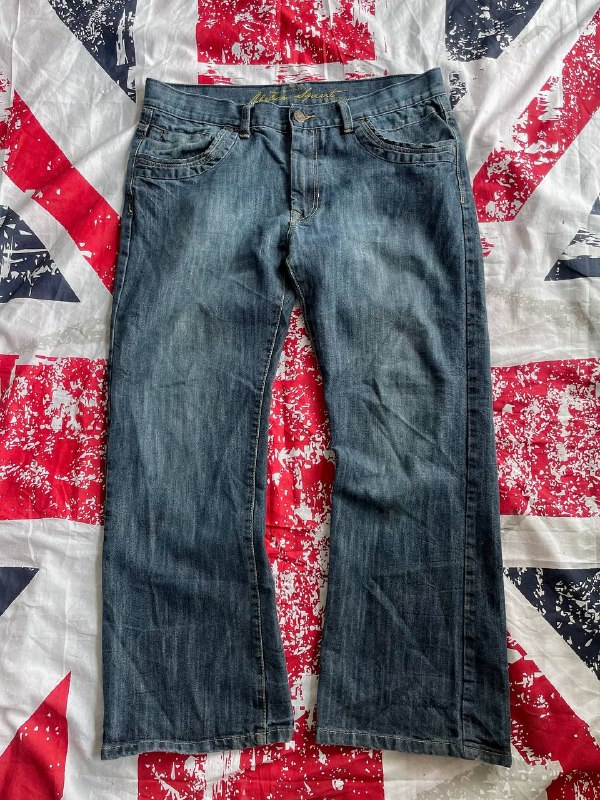 любая вещь 30 лари — фото 1