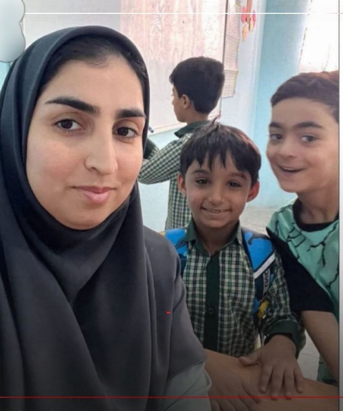اخبار جبهه مقاومت: 🔴تصاویر شهدای میناب در خیابانهای شهر نجف اشرف، نزدیک مرقد امام علی (ع) 🇮🇷🇮🇶 @akhbarJM🔴یک قاب، سه شهید؛ سه نام ماندگارش