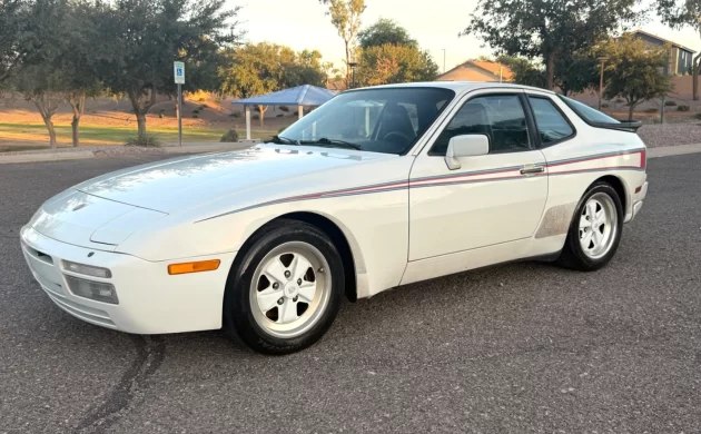 Сегодня мы хотим поговорить о настоящей автомобильной реликвии — Porsche 944 Tur