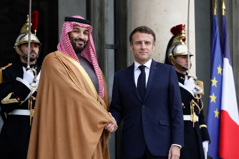 اخبار روز ایران 🔖: 🔻مکرون میزبان بن‌سلمان در پاریس؛ از قراردادهای انرژی تا رایزنی پیرامون تحولات منطقه🔹به گزارش خبرگزاری فرانسه، امانوئل مک