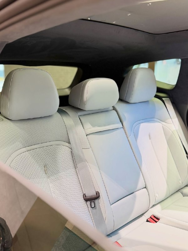 Новый Volkswagen ID.UNYX 08 — полноразмерный электрический внедорожник с запасом хода 730 км. 9