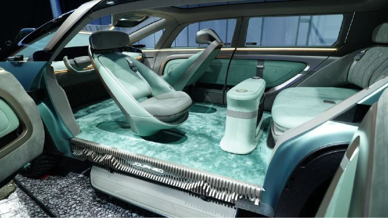 Chery представила концепт необычного минивэна 5