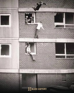 Children's entertainment in England, 1978📚 Buzz History