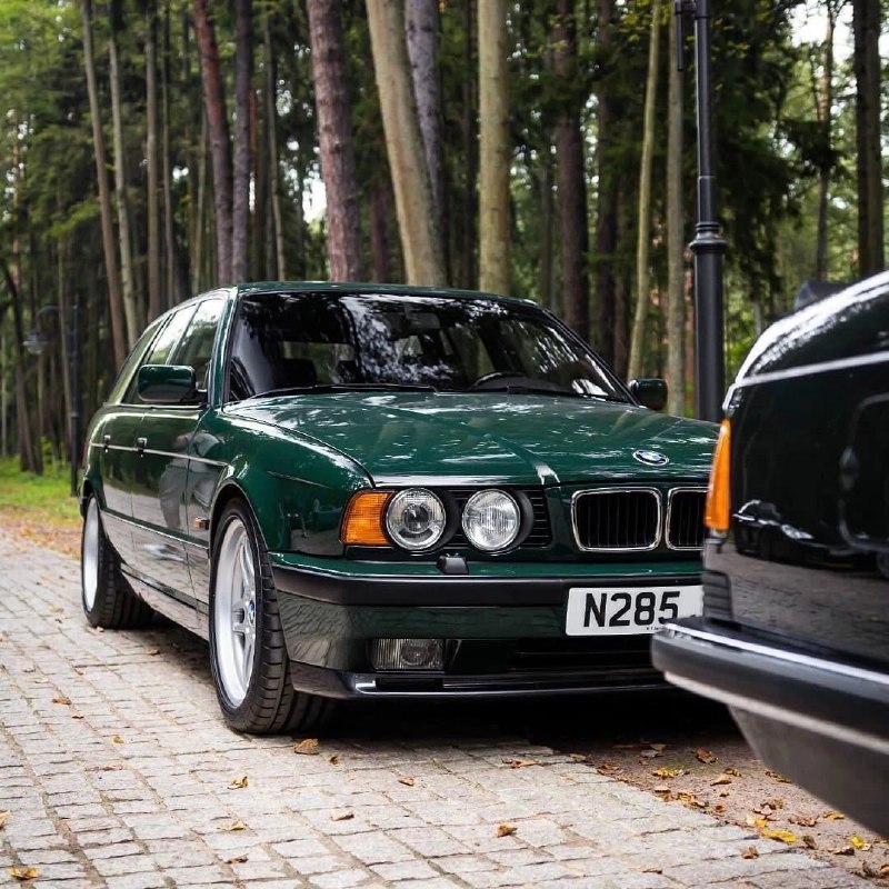 M5 E34