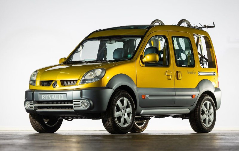 Renault распродаёт редчайшие концепты и прототипы 4