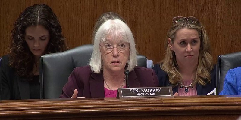 'You came here to argue': Sen. Murray gets into heated exchange with RFK Jr.