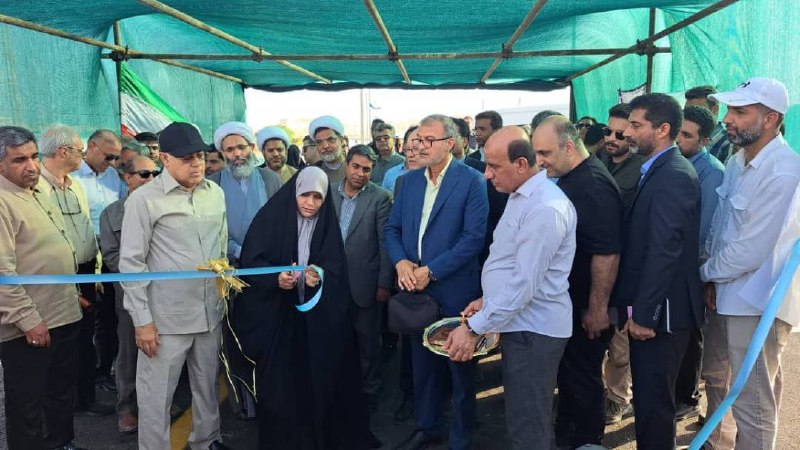 اخبار هرمزگان: ۱.۶ کیلومتر راه روستایی با اعتبار ۱۶ میلیارد تومان در بندرلنگه افتتاح شد 🔹 همزمان با دومین روز هفته دولت، پروژه احداث را