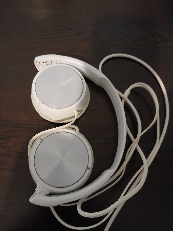 Наушники Sony в идеальном состоянии