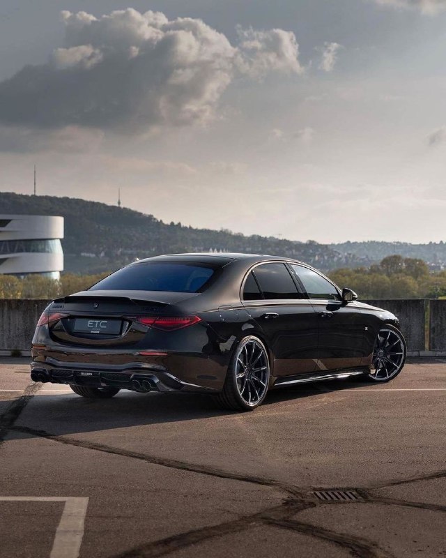 Mercedes benz s class (w223) Brabus B 550 2