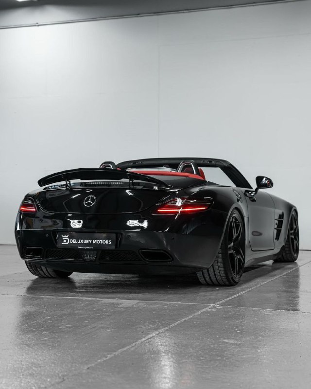 SLS AMG Roadster 8
