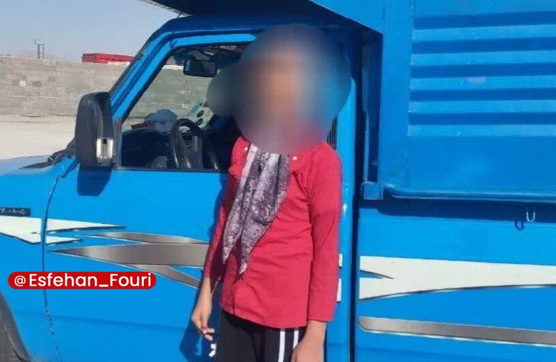 اصفهان فوری: توقیف وانت نیسان بهدست یک دختر ۱۱ ساله در جرقویه🔹رئیس پلیس راه از توقیف یک دستگاه وانت نیسان که توسط یک دختر ۱۱ ساله در