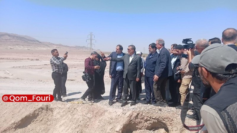 اخبار فوری قم 🌐: بازدید معاون اجرایی رئیس‌جمهور از کمربندی شهید سلیمانی قم🔹معاون اجرایی رئیس‌جمهور از روند اجرای طرح آزادراه کنارگذر قم-س