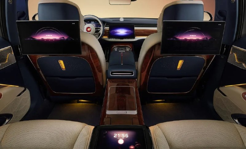 Hongqi Guoya выходит на рынок России — от 27,7 млн рублей 5