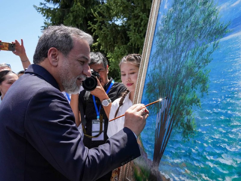 📸 השלמת פאנל ההנצחה של ישיבת שרי החוץ של שנגחאי בקירגיזסטן