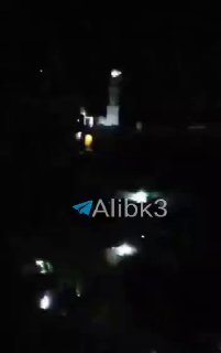 Violent clashes are now taking place as the Yemeni forces advance towards Najd al-Qassim, at the same time as shouting is heard from the Yemeni forces during the skirmishes.