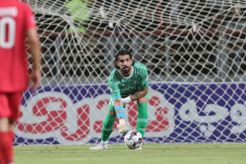 کانال هواداران استقلال: 4 بازی 4 کلین شیت به به بنازم فوقالعاده ای پسر آبی 🔥قلب یادت نره ❤️⚽️ @EsteghlalFc ⚽️