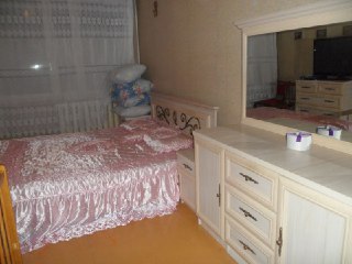 Не МАКЛЕР юунсабод 11 квартал 11 дом 20 кв дом сотилади мактаб бохча