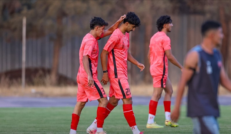 هواداران ارتش سرخ: ✔️ بُرد پرسپولیس در دیدار تدارکاتی⚽️پرسپولیس امروز در دیداری تدارکاتی به مصاف امیدهایش رفت که این دیدار در نهایت با برتر