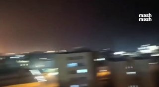 США снова наносят удары по иранским военным объектам в районе Ормузского пролива. Под атакой — позиции КСИР, системы ПВО, береговые радары и противокорабельные ракеты. Взрывы гремят в Бандар-Аббасе, Чабахаре и районе Бушера.В Центральном командовании США п