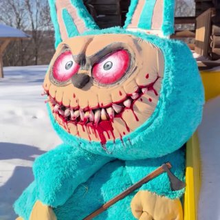 Лабубу сожгут на Масленицу в парке «Аргамач» в Липецкой области — пост в телеграм-канале правительства региона  В 2024 году организаторы Масленицы в «Аргамаче» сожгли фигуры пятерых «злодеев»: Белого Ходока, Волан-де-Морта, Венома, Фредди Крюгера и Хагги В