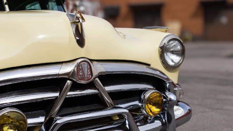 🚗💨 Недавно встретили классическую инфографику: восемь «сновидений» 1950‑х годо