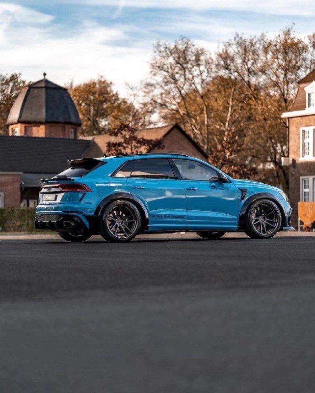 Widebody Audi RS Q8 5