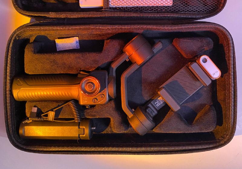 Стабилизатор Hohem iSteady M6 Состояние: Идеальное (как новый). Комплектация: Стабилизатор, магнитн — фото 1