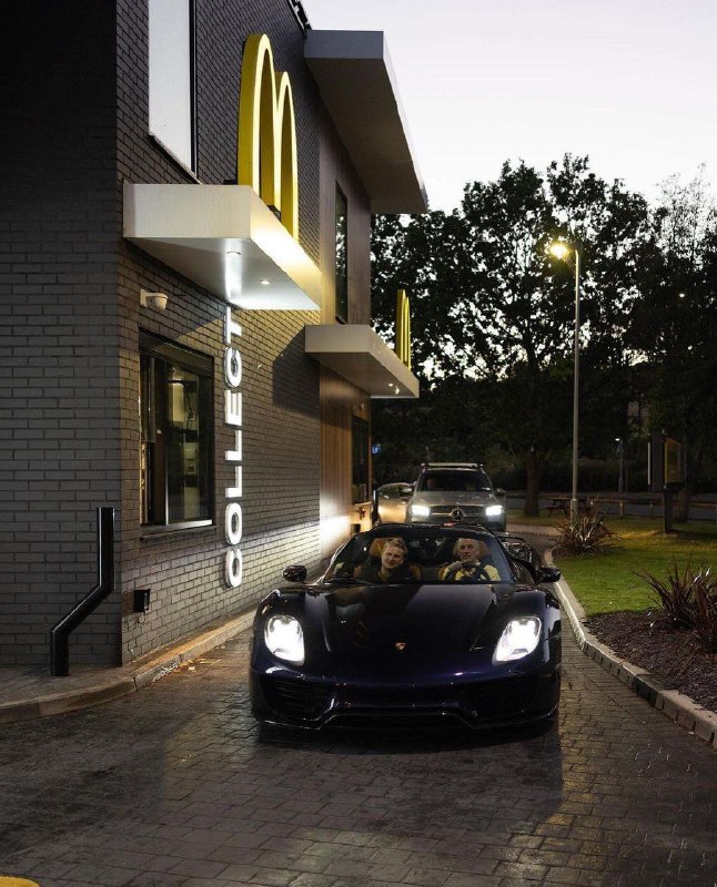 LaFerrari Aperta x 918 Spyder 5