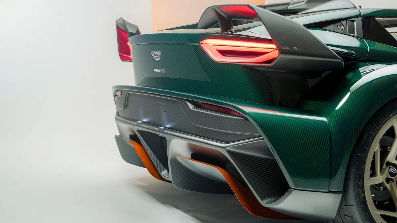 Donkervoort представила P24 RS — свой самый экстремальный спорткар с тарга-кузовом из алюминия и кар 8