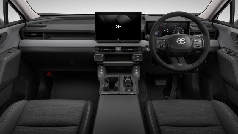Новая Toyota RAV4 вышла на японский рынок 6